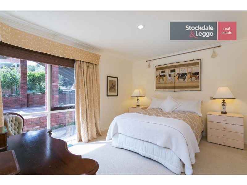 37 Anne Drive, Dromana VIC 3936