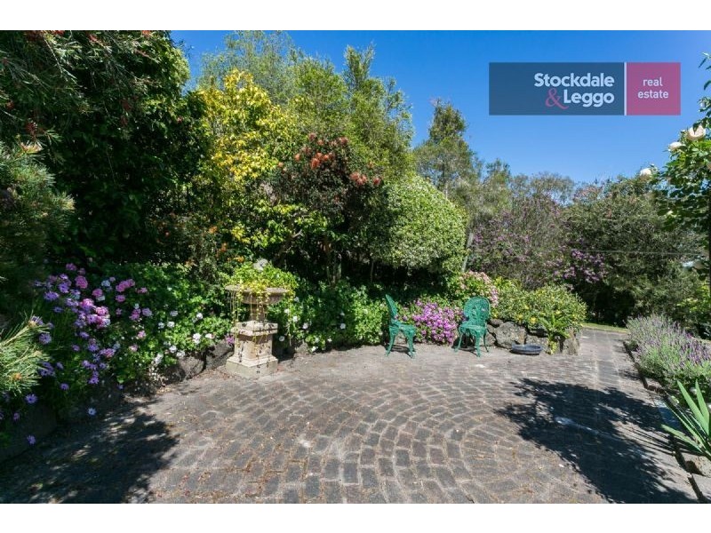 37 Anne Drive, Dromana VIC 3936