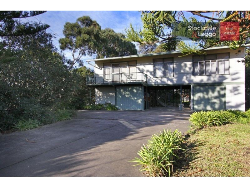 238 Dromana Parade, Safety Beach VIC 3936