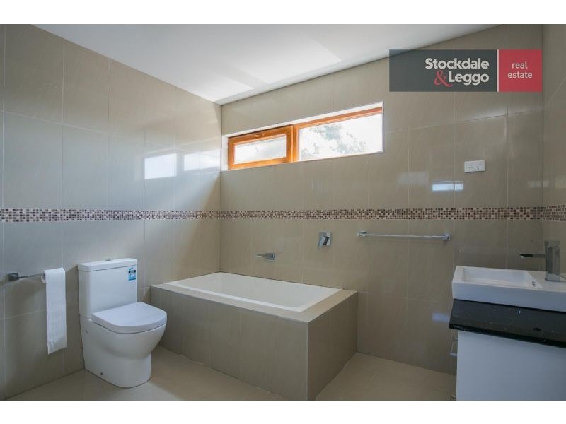 1/170 Dromana Parade, Safety Beach VIC 3936