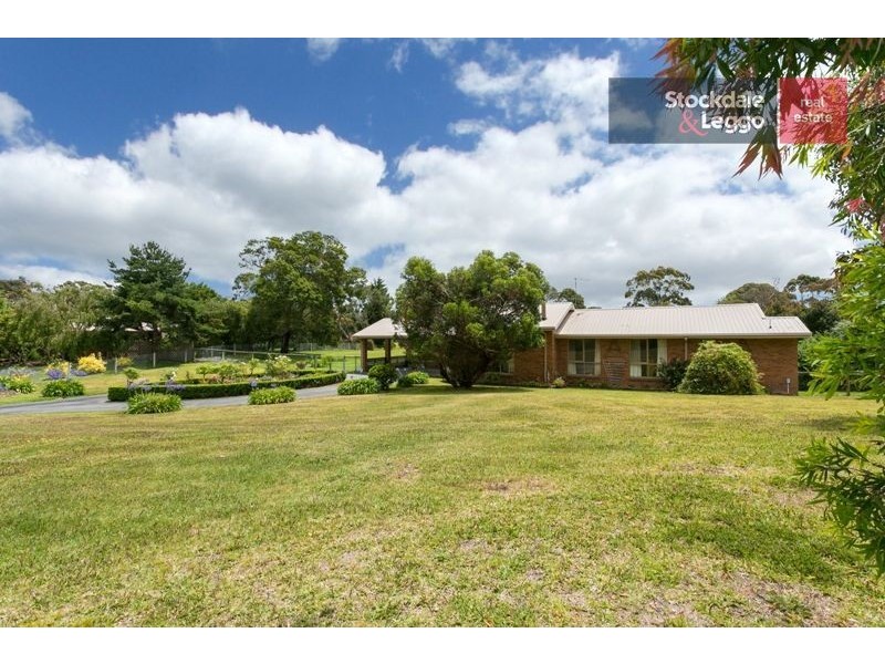 27 Lockhart Drive, Rosebud VIC 3939