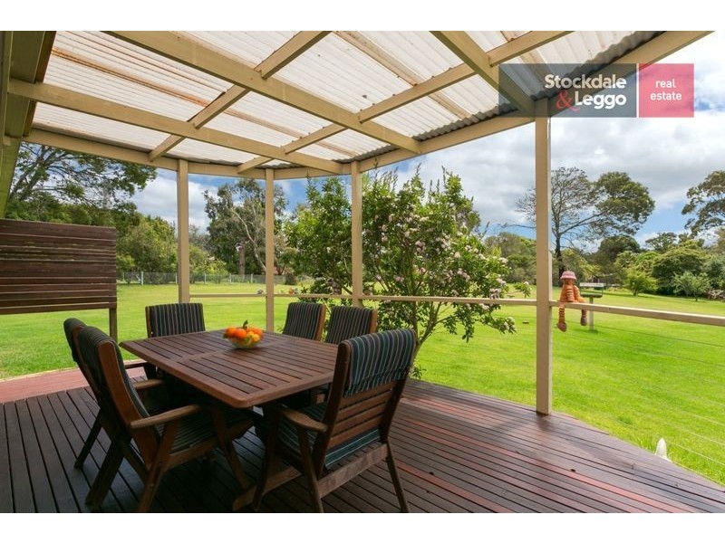 27 Lockhart Drive, Rosebud VIC 3939