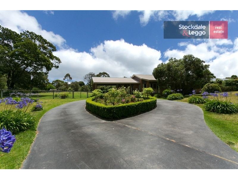 27 Lockhart Drive, Rosebud VIC 3939