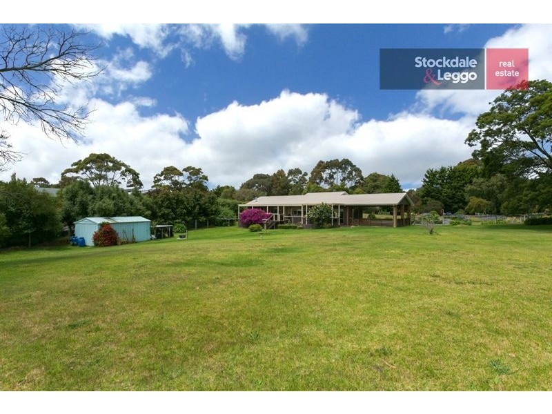 27 Lockhart Drive, Rosebud VIC 3939