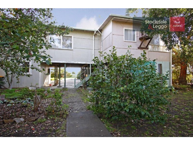 238 Dromana Parade, Safety Beach VIC 3936