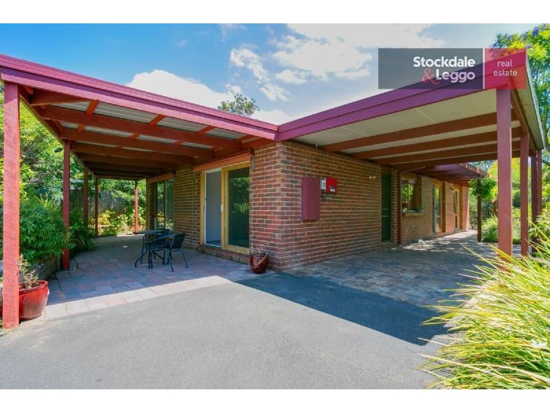 90 Rainier Avenue, Dromana VIC 3936