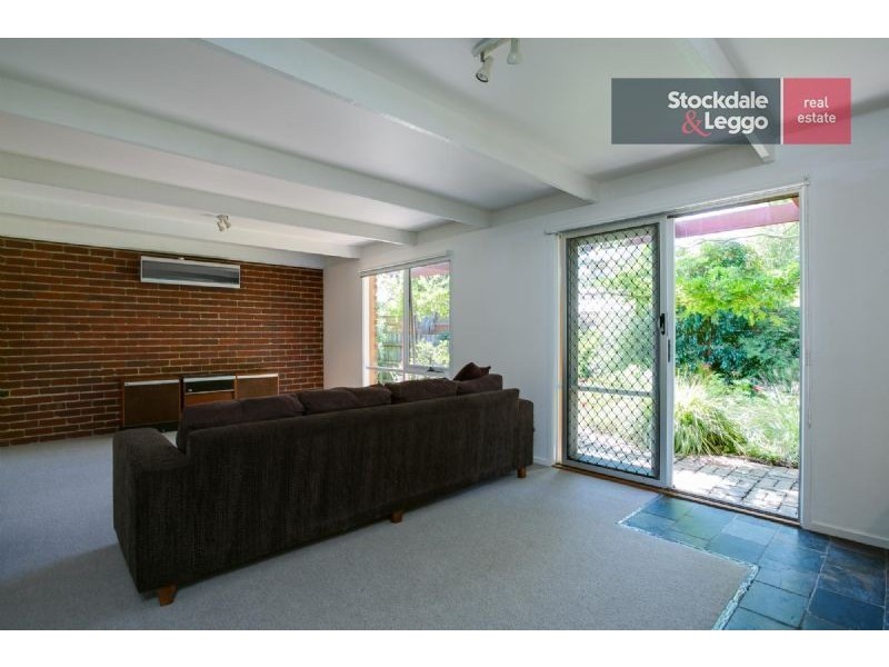 90 Rainier Avenue, Dromana VIC 3936