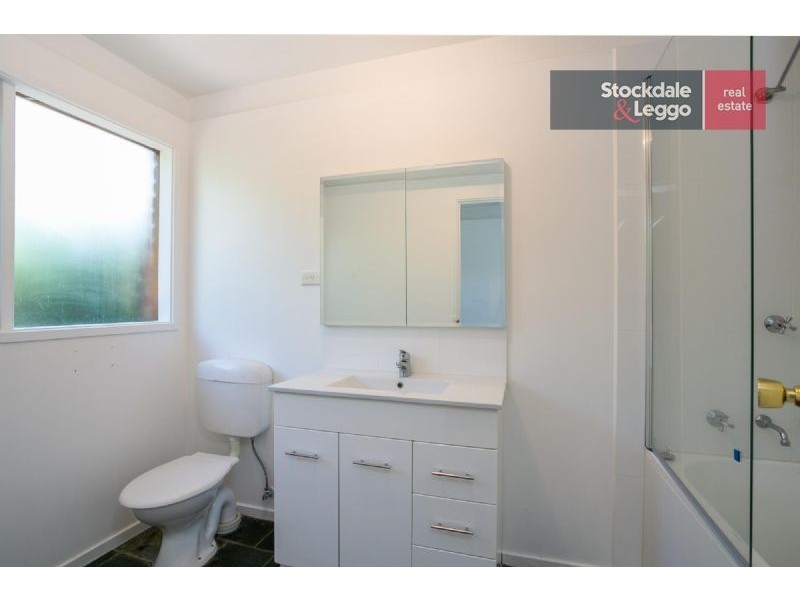 90 Rainier Avenue, Dromana VIC 3936