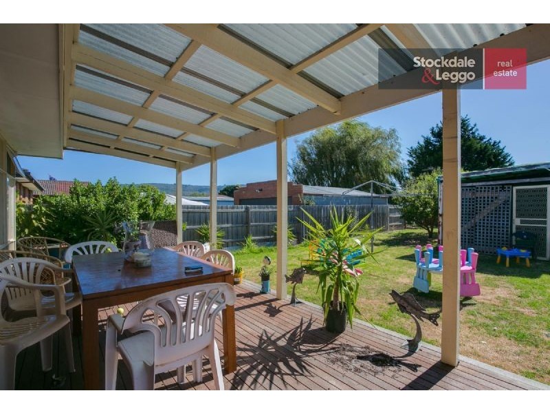 4 Rosalie Avenue, Dromana VIC 3936