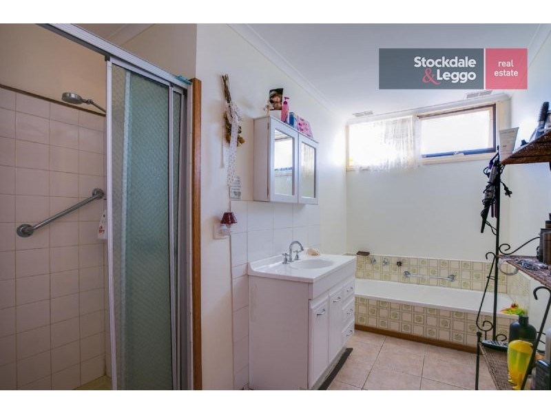 4 Rosalie Avenue, Dromana VIC 3936