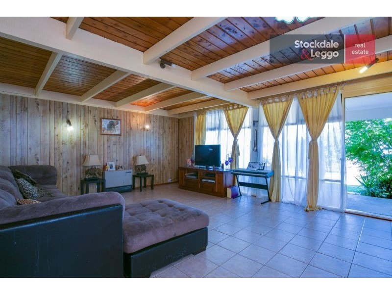 4 Rosalie Avenue, Dromana VIC 3936