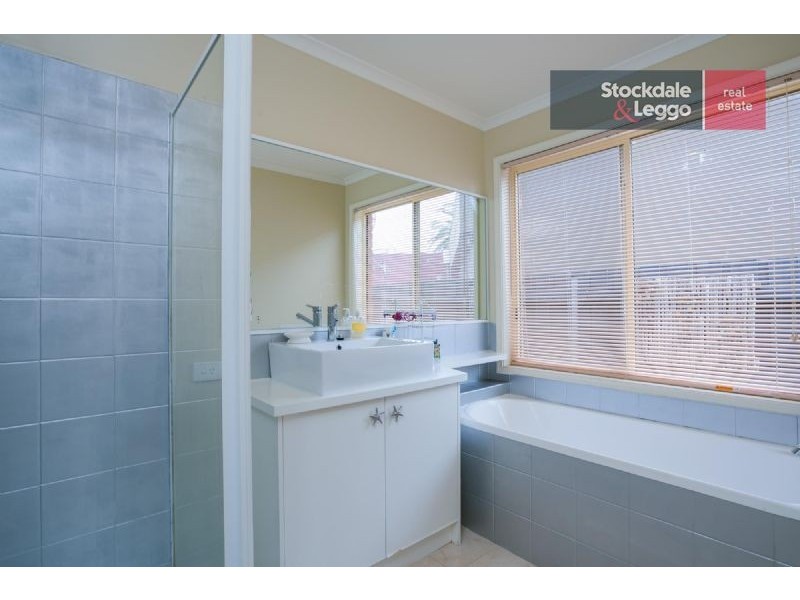 87 Palm Tree Drive, Safety Beach VIC 3936