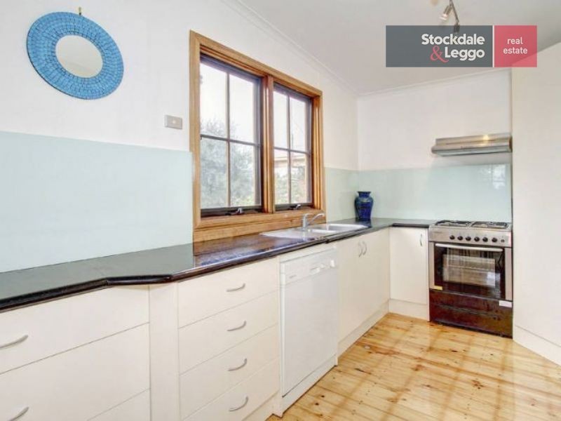 164 Seventh Avenue, Rosebud VIC 3939