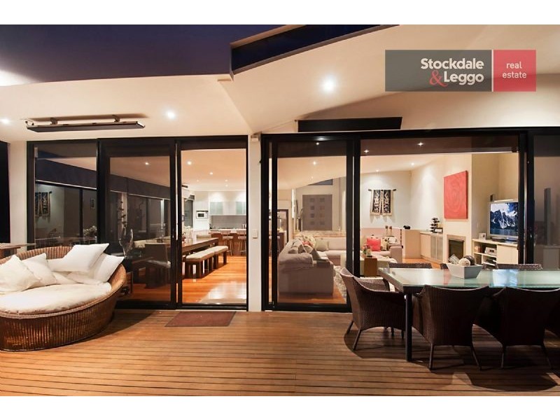 12 Garner Street, Dromana VIC 3936