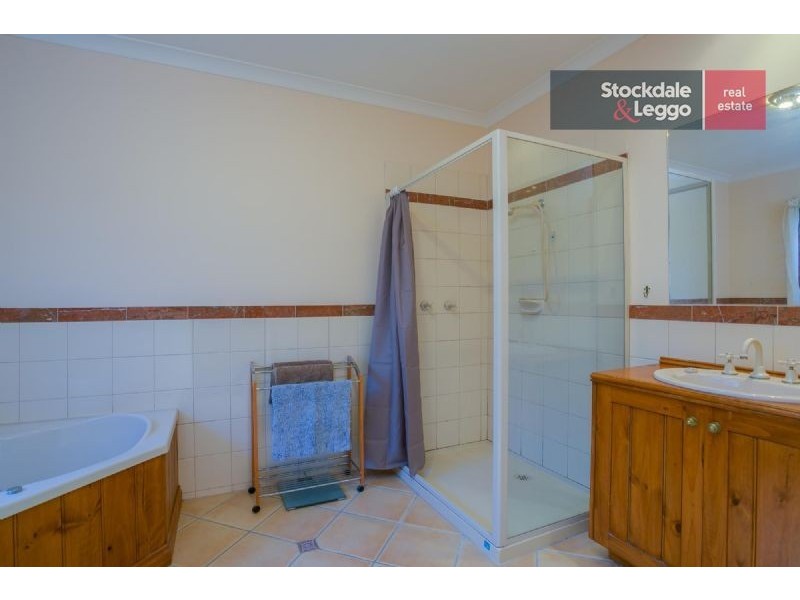 17 Rialto Grove, Dromana VIC 3936