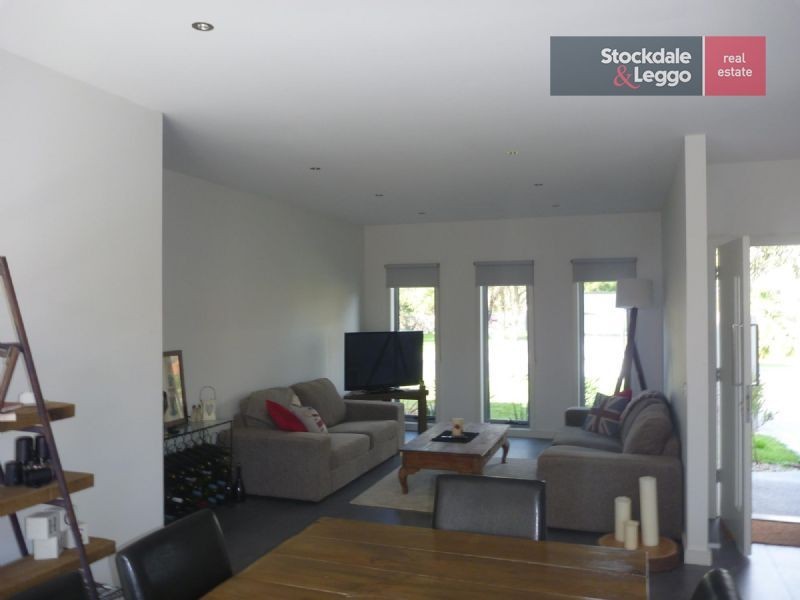 2/4 Harrison Street, Dromana VIC 3936