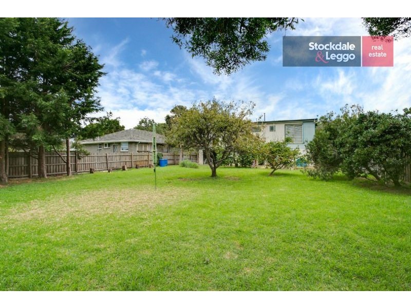 14 Iluka Street, Safety Beach VIC 3936