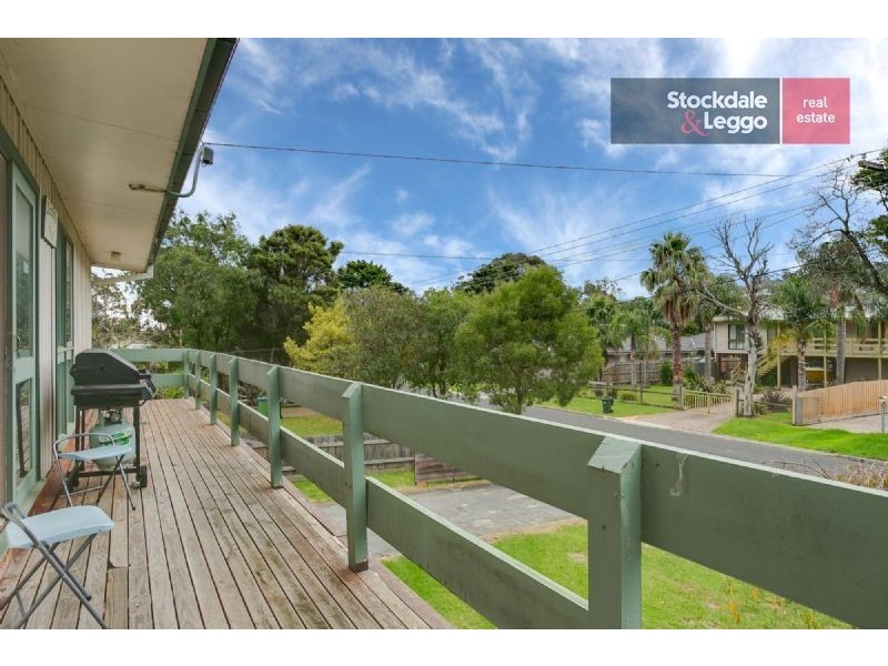 14 Iluka Street, Safety Beach VIC 3936