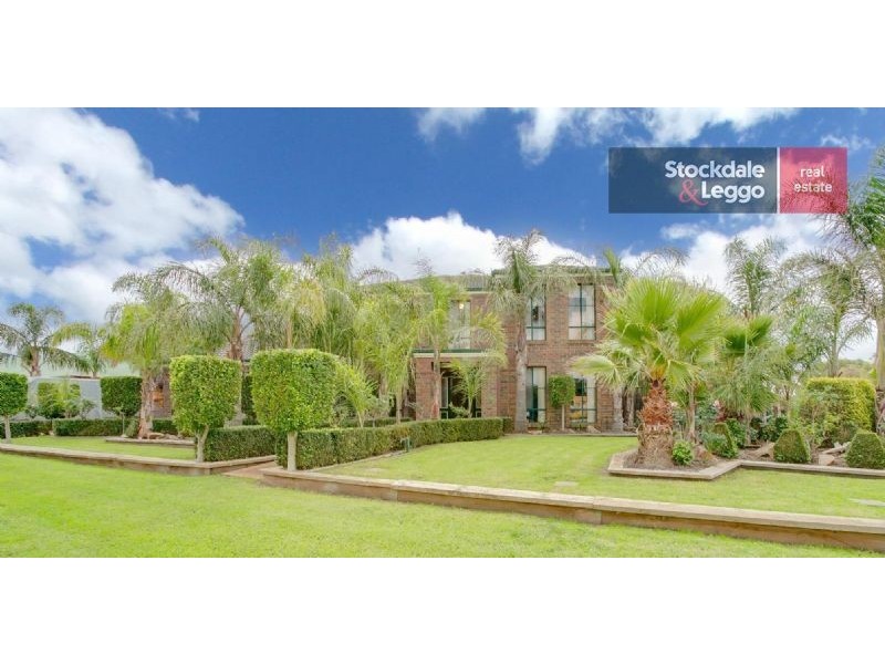 38 Victoria Street, Safety Beach VIC 3936