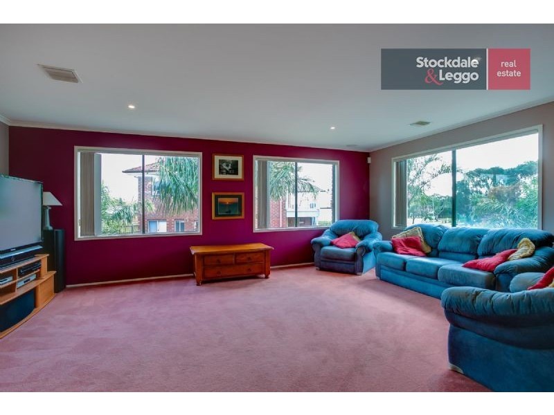 38 Victoria Street, Safety Beach VIC 3936