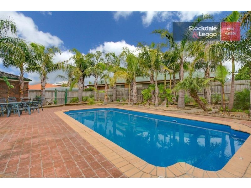 38 Victoria Street, Safety Beach VIC 3936