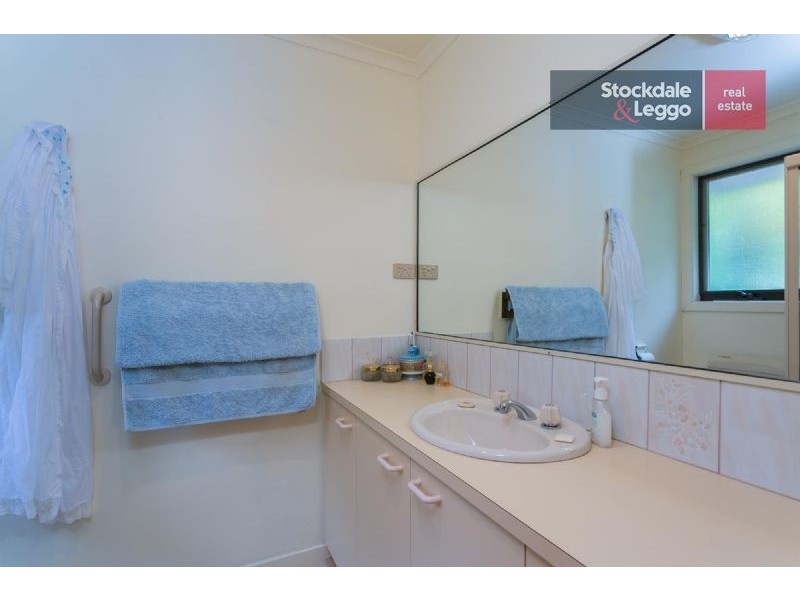 37 Anne Drive, Dromana VIC 3936