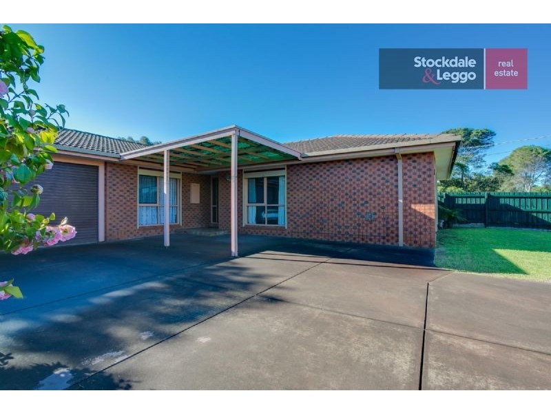 1 Knott Street, Safety Beach VIC 3936