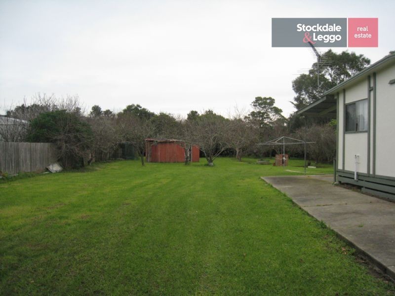 24 Woodlands Grove, Safety Beach VIC 3936