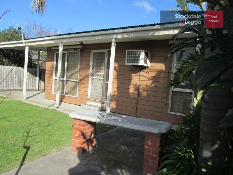 12 Tonkin Street, Safety Beach VIC 3936