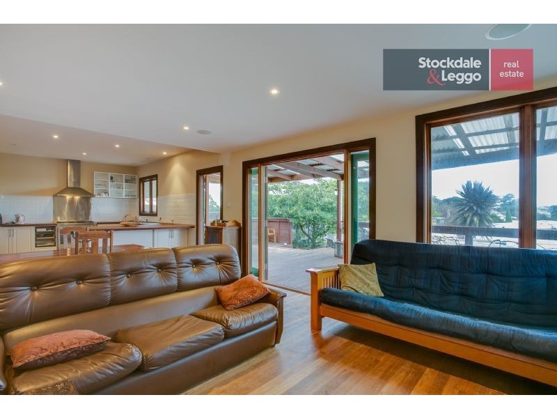 6 Hillside Avenue, Dromana VIC 3936