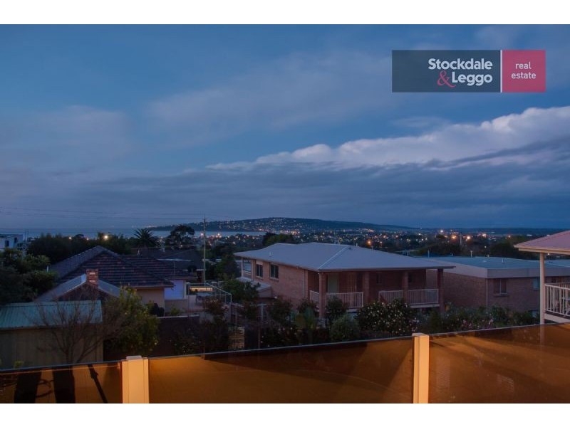 10 Beverley Street, Dromana VIC 3936