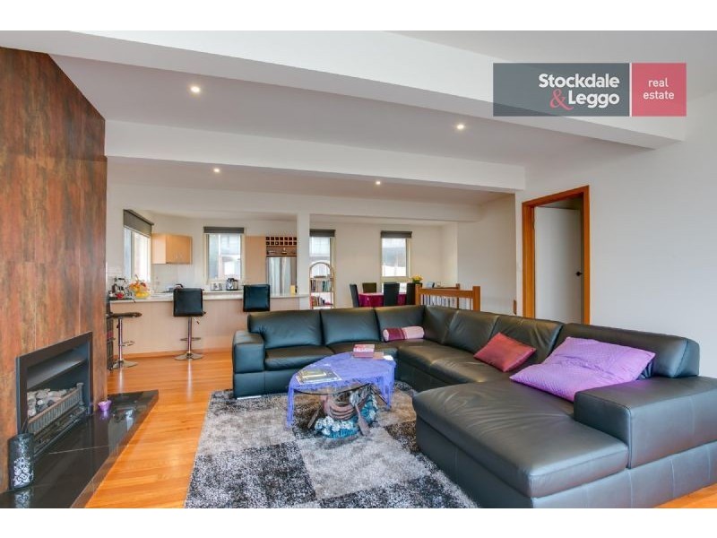 10 Beverley Street, Dromana VIC 3936