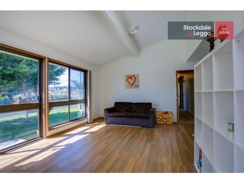 2 Arthur Street, Dromana VIC 3936