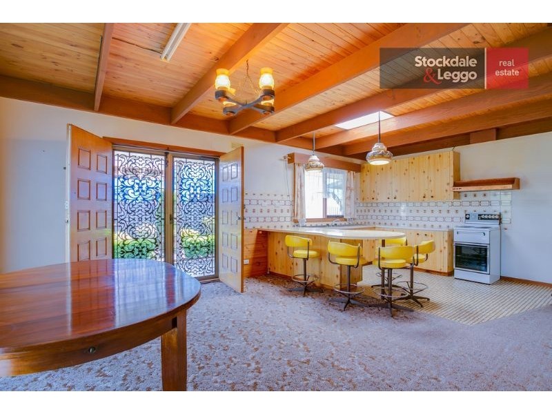 97 Seaview Avenue, Safety Beach VIC 3936