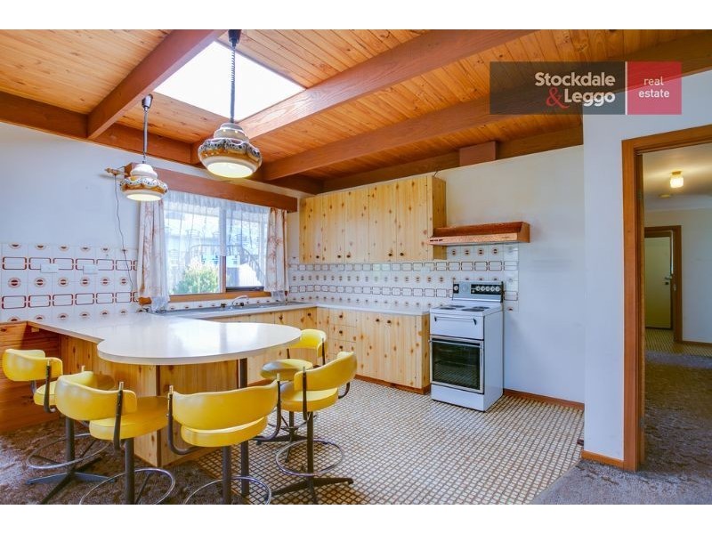 97 Seaview Avenue, Safety Beach VIC 3936