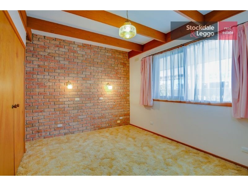 97 Seaview Avenue, Safety Beach VIC 3936