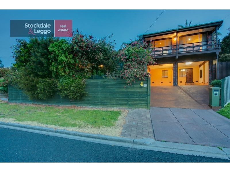 4 St Marys Place, Dromana VIC 3936