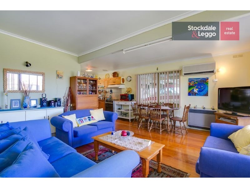 17 Watson Avenue, Dromana VIC 3936