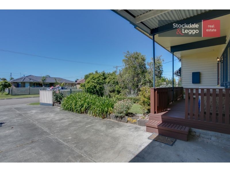 17 Watson Avenue, Dromana VIC 3936