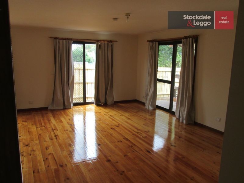 16 Lombardy Avenue, Dromana VIC 3936