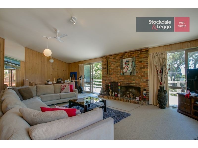 16 Storer Drive, Dromana VIC 3936