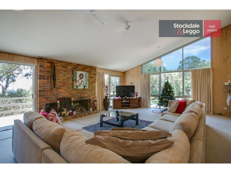 16 Storer Drive, Dromana VIC 3936