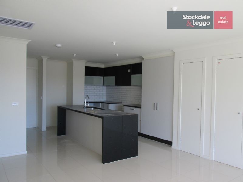 1/31 Charles Street, Dromana VIC 3936