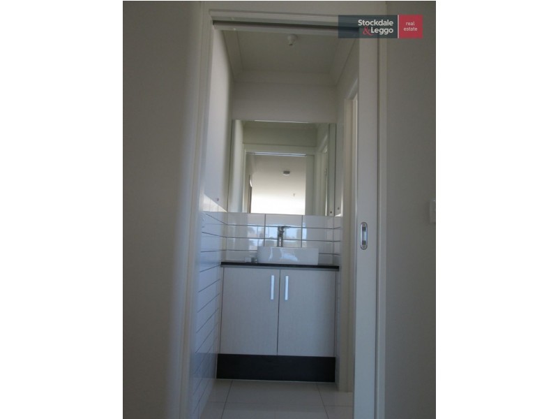 1/31 Charles Street, Dromana VIC 3936