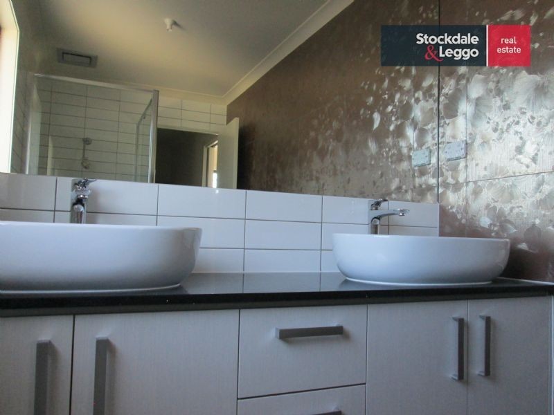 1/31 Charles Street, Dromana VIC 3936