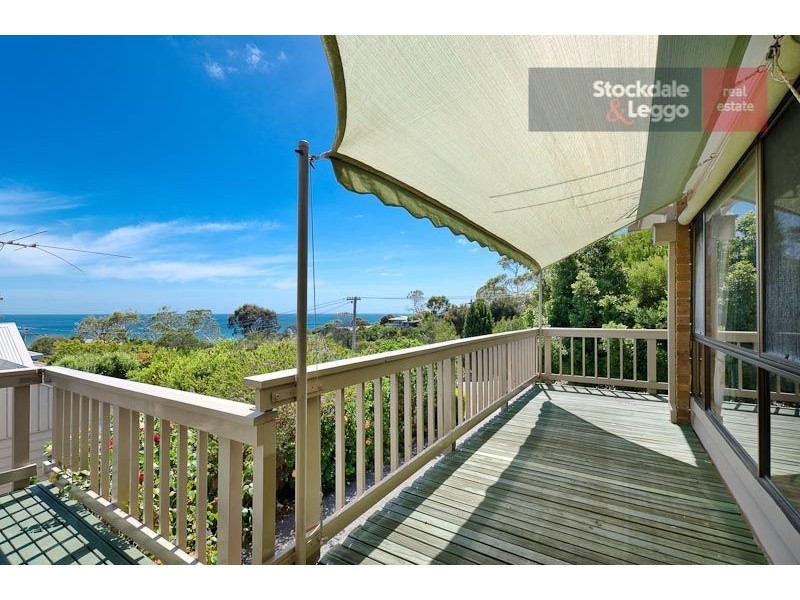 8 Wonga Grove, Mccrae VIC 3938