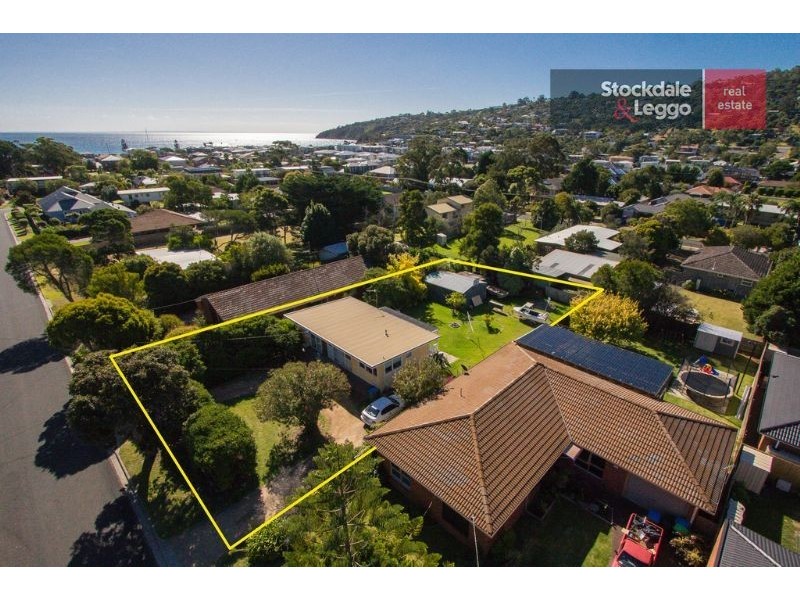 9 Knott Street, Safety Beach VIC 3936