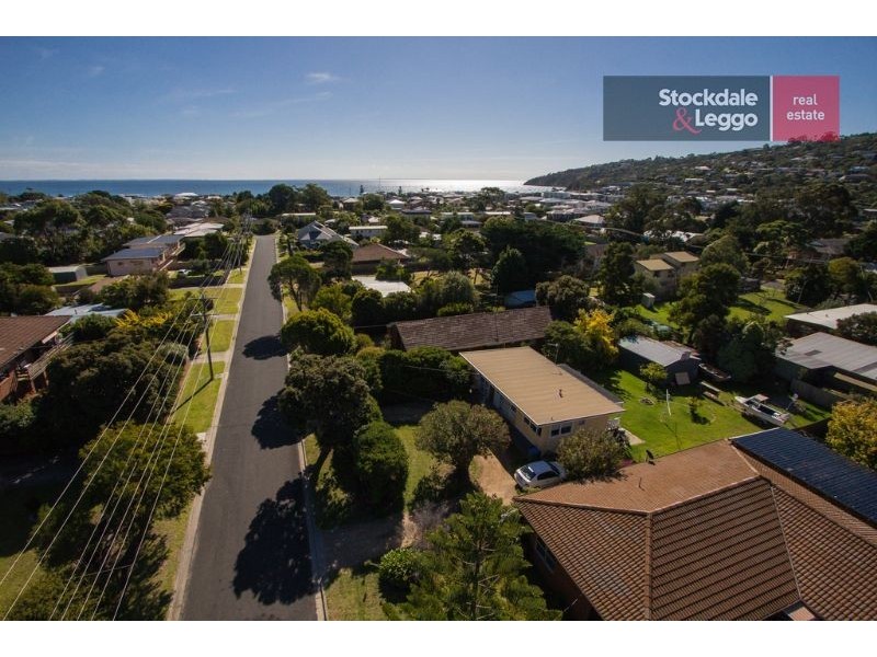 9 Knott Street, Safety Beach VIC 3936