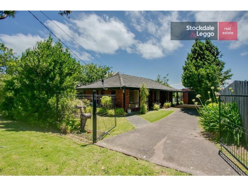 10 Cosmos Street, Dromana VIC 3936