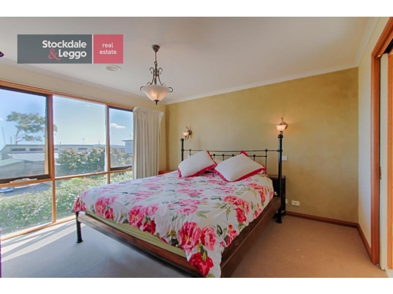 1 Hillside Avenue, Dromana VIC 3936